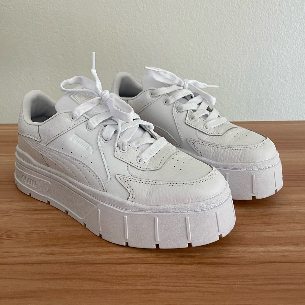 PUMA Mayze Stack Leather Women's Sneakers (White)